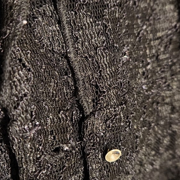 BEAUTIFUL BLACK LACE RUFFLE BLOUSE - Picture 8 of 8